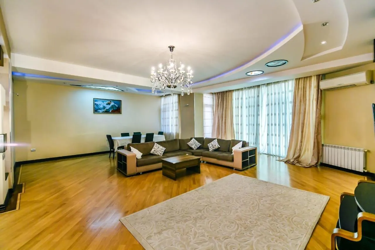 Luxury Apartment Nizami Street Baku